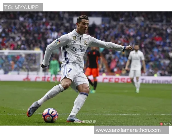 英甲激战牛津联对决克鲁双方全力争胜展现足球魅力